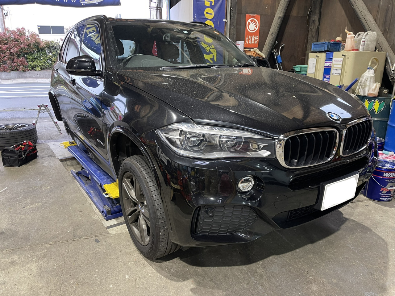 三島市 BMW X5 エアサス コーディング 車 修理